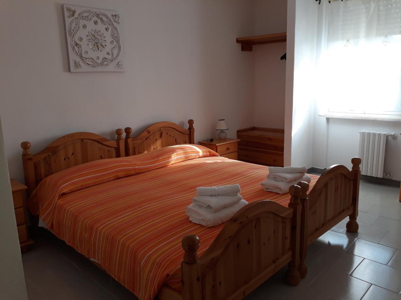 Hotel Dori D'Oro Орозеи Екстериор снимка